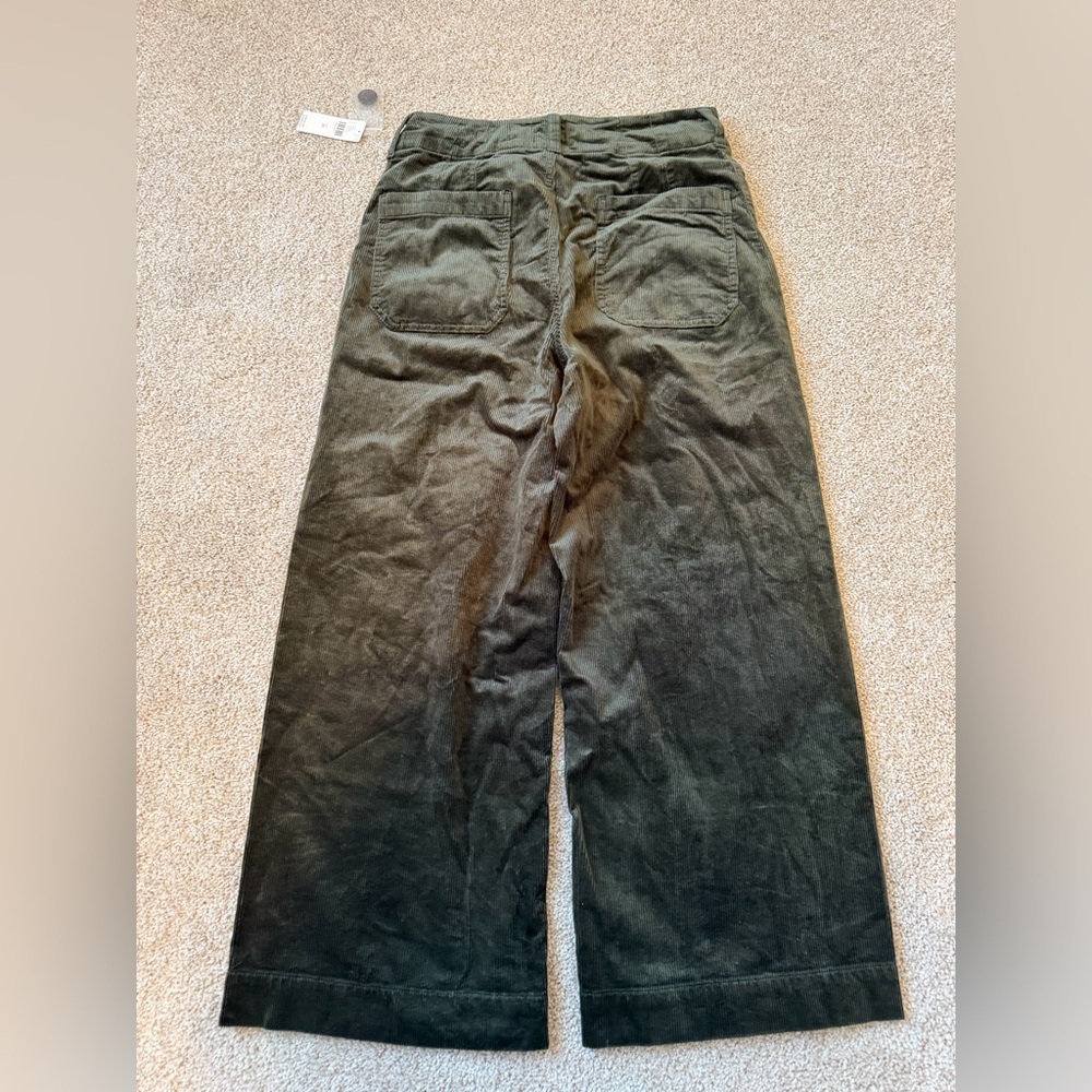 Maeve Anthropologie Colette Green Corduroy Wide leg cropped pants 30 NWT - Picture 2 of 2